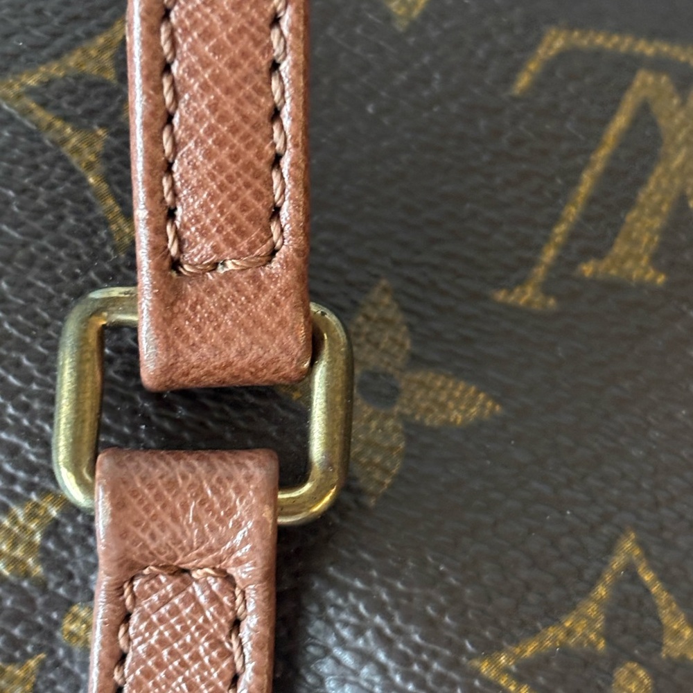 LV Papillon 26 Barrel Bag - Picture 8 of 9